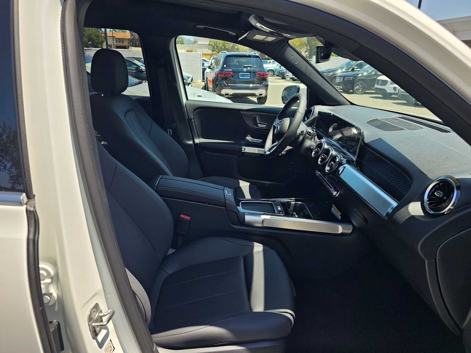 2026 Mercedes-Benz GLB 250 SUV