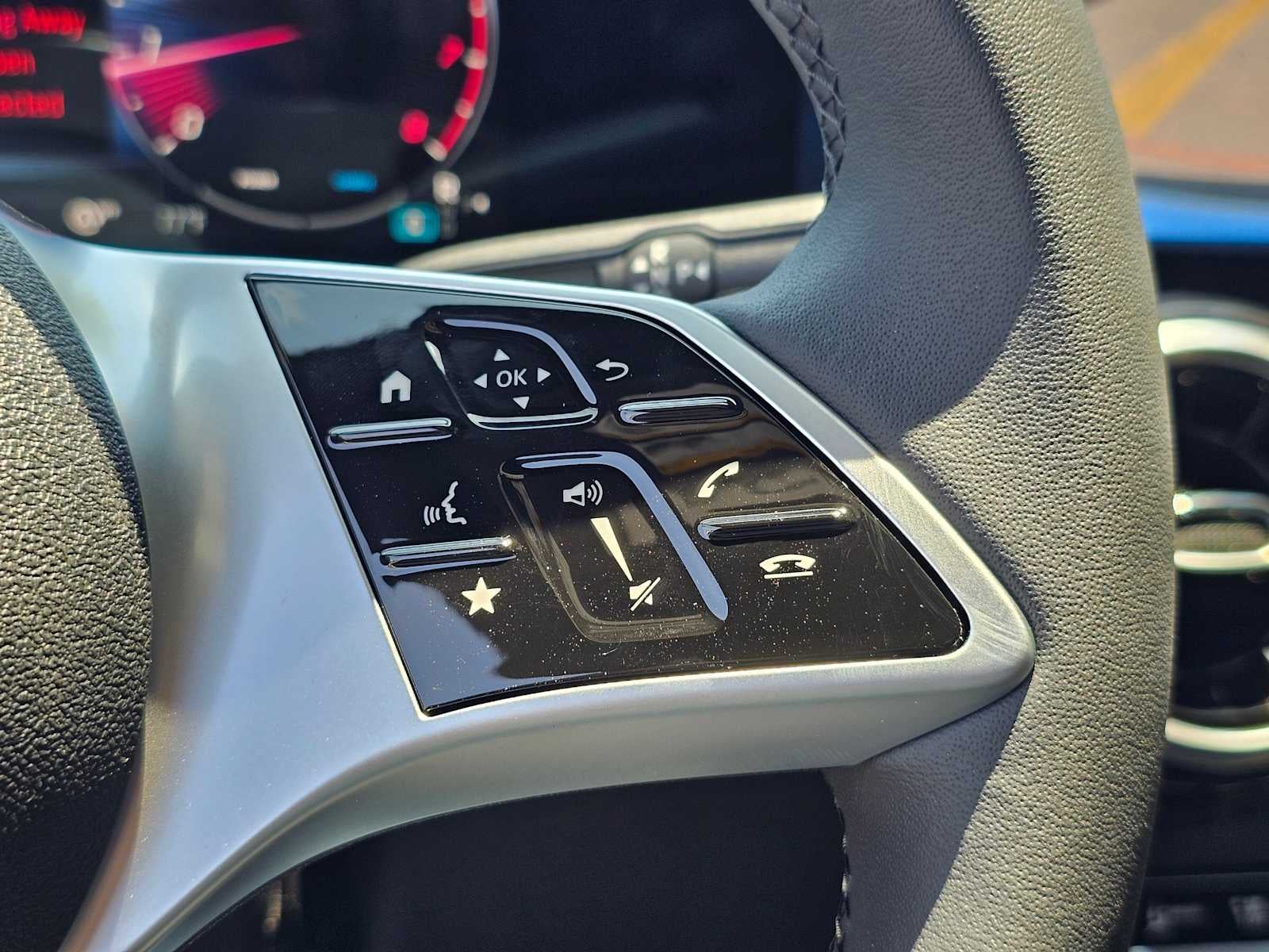 2026 Mercedes-Benz GLB 250 SUV