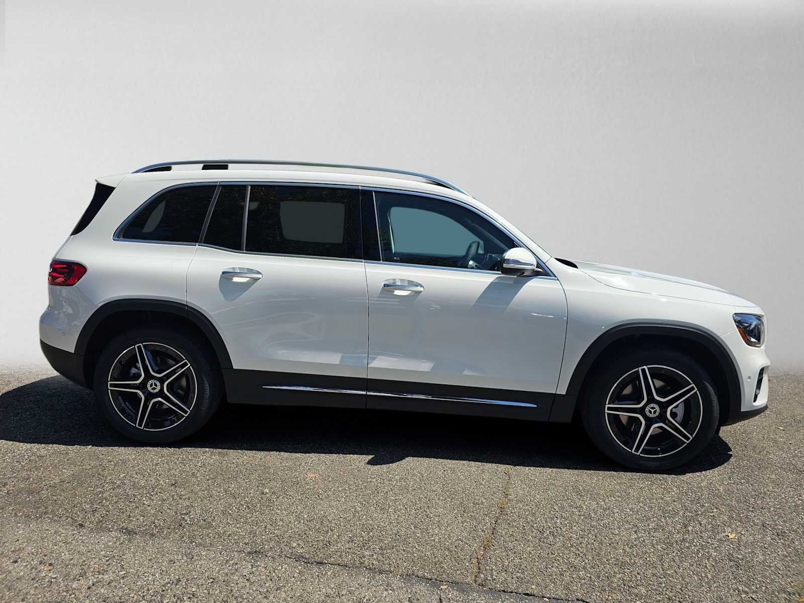 2026 Mercedes-Benz GLB 250 SUV