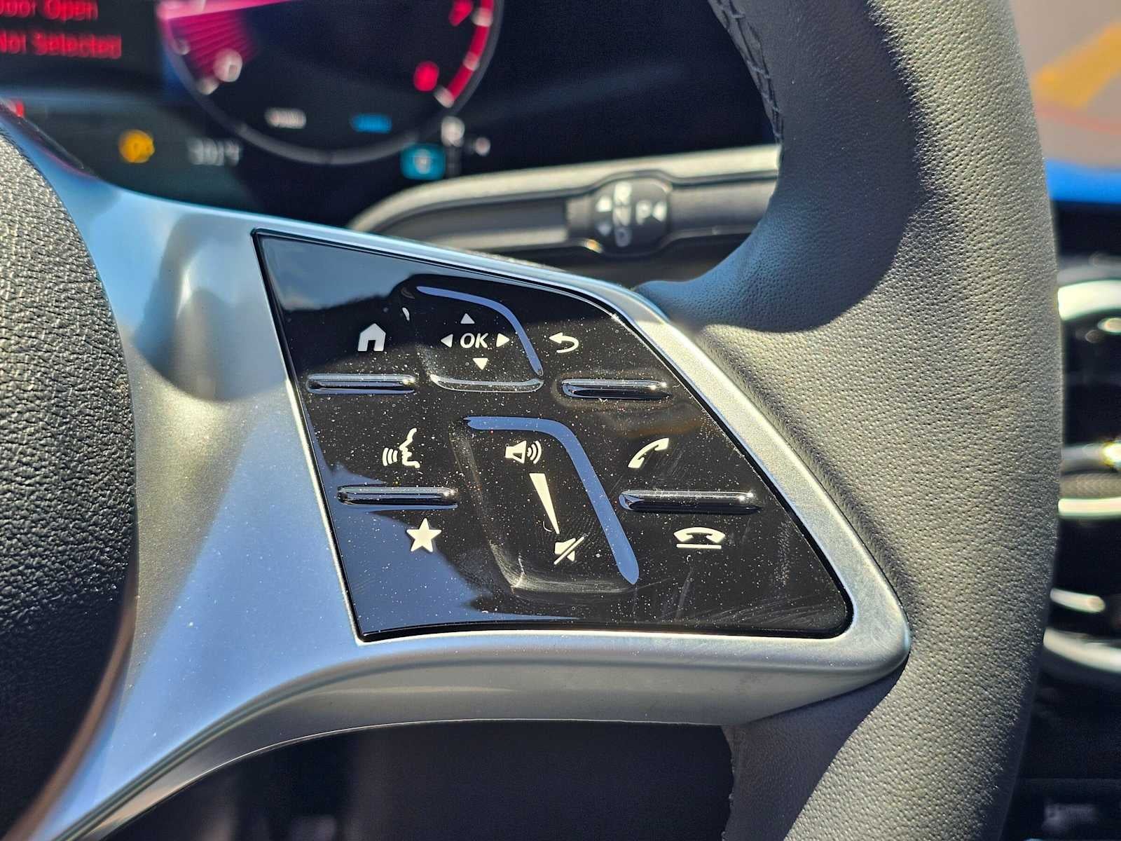 2026 Mercedes-Benz GLB 250 SUV