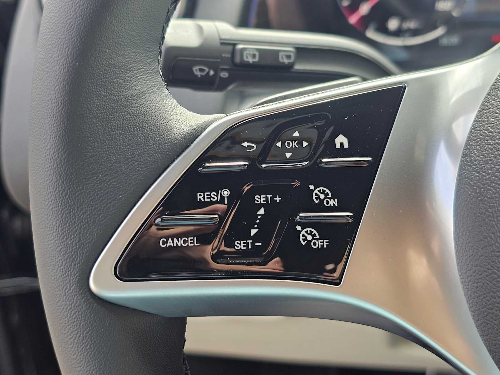 2026 Mercedes-Benz GLB 250 SUV