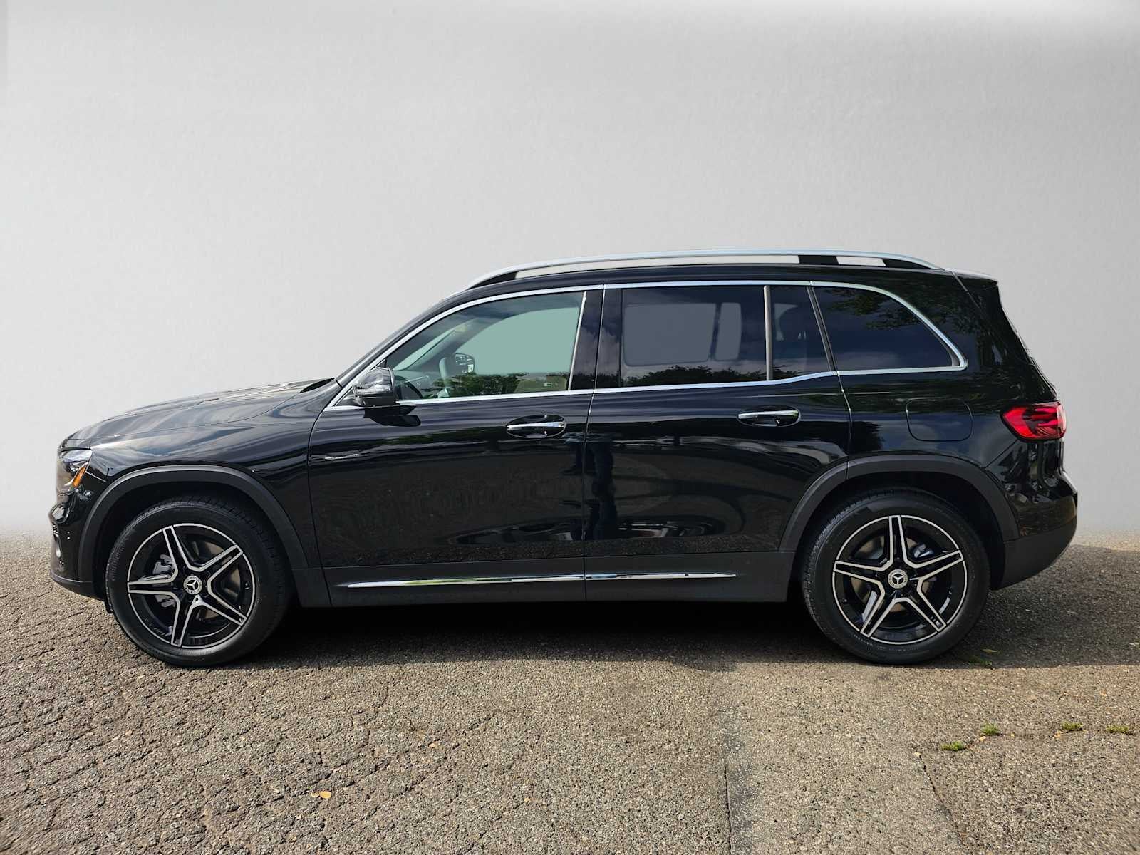 2026 Mercedes-Benz GLB 250 SUV