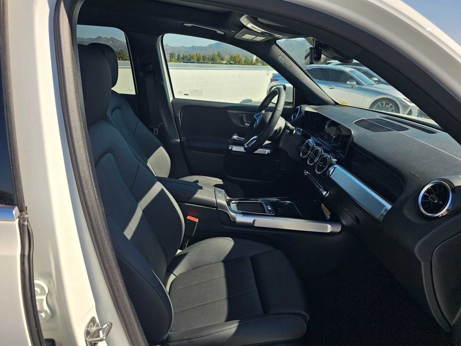 2026 Mercedes-Benz GLB 250 SUV