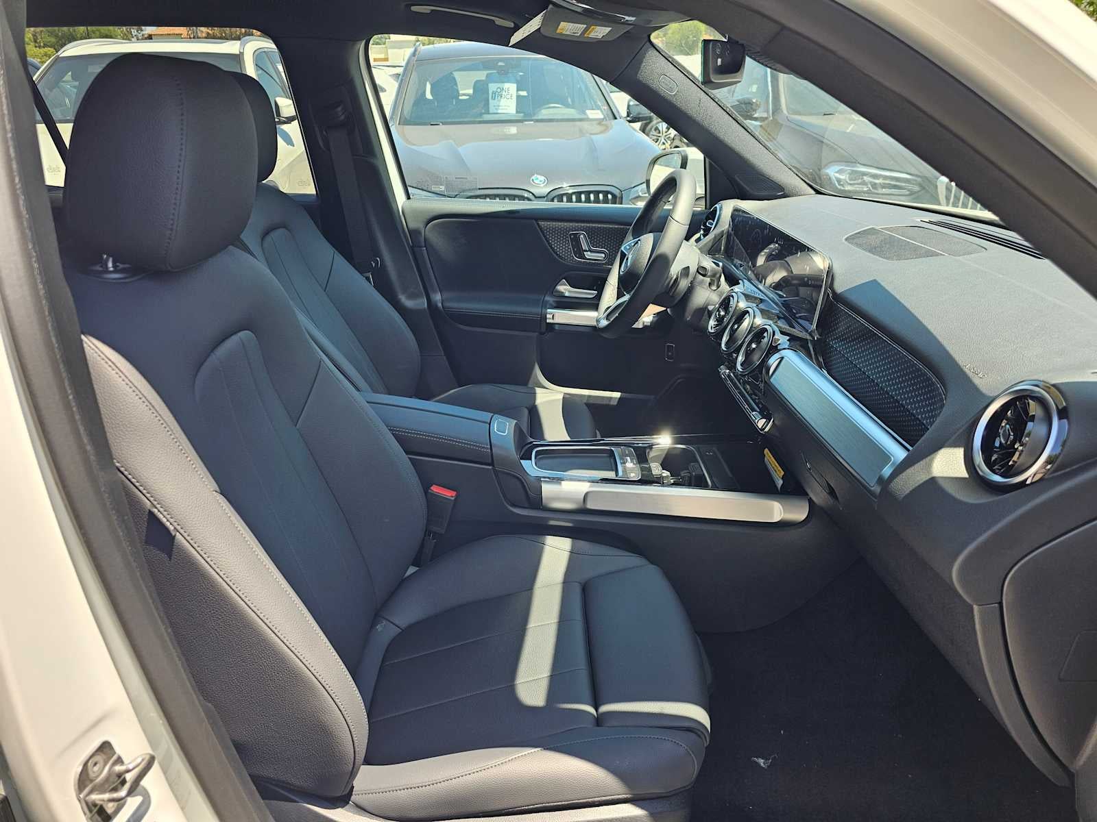 2026 Mercedes-Benz GLB 250 SUV