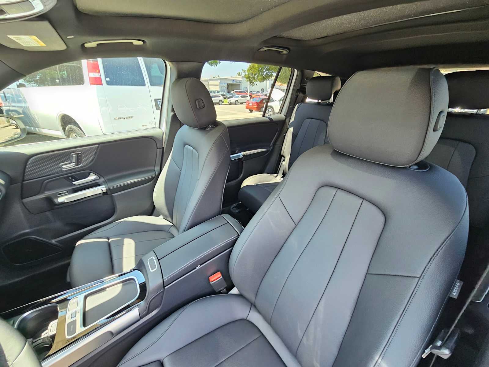 2026 Mercedes-Benz GLB 250 SUV