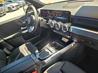 2026 Mercedes-Benz GLB 250 SUV