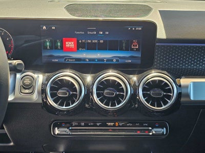 2026 Mercedes-Benz GLB 250 SUV