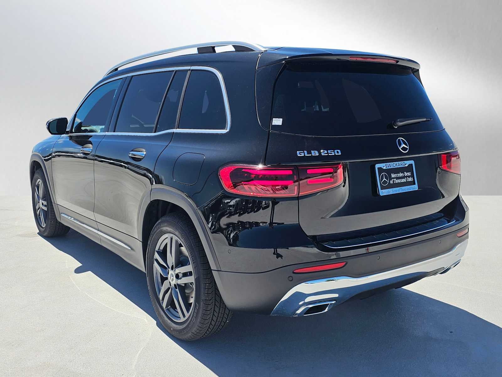 2026 Mercedes-Benz GLB 250 SUV