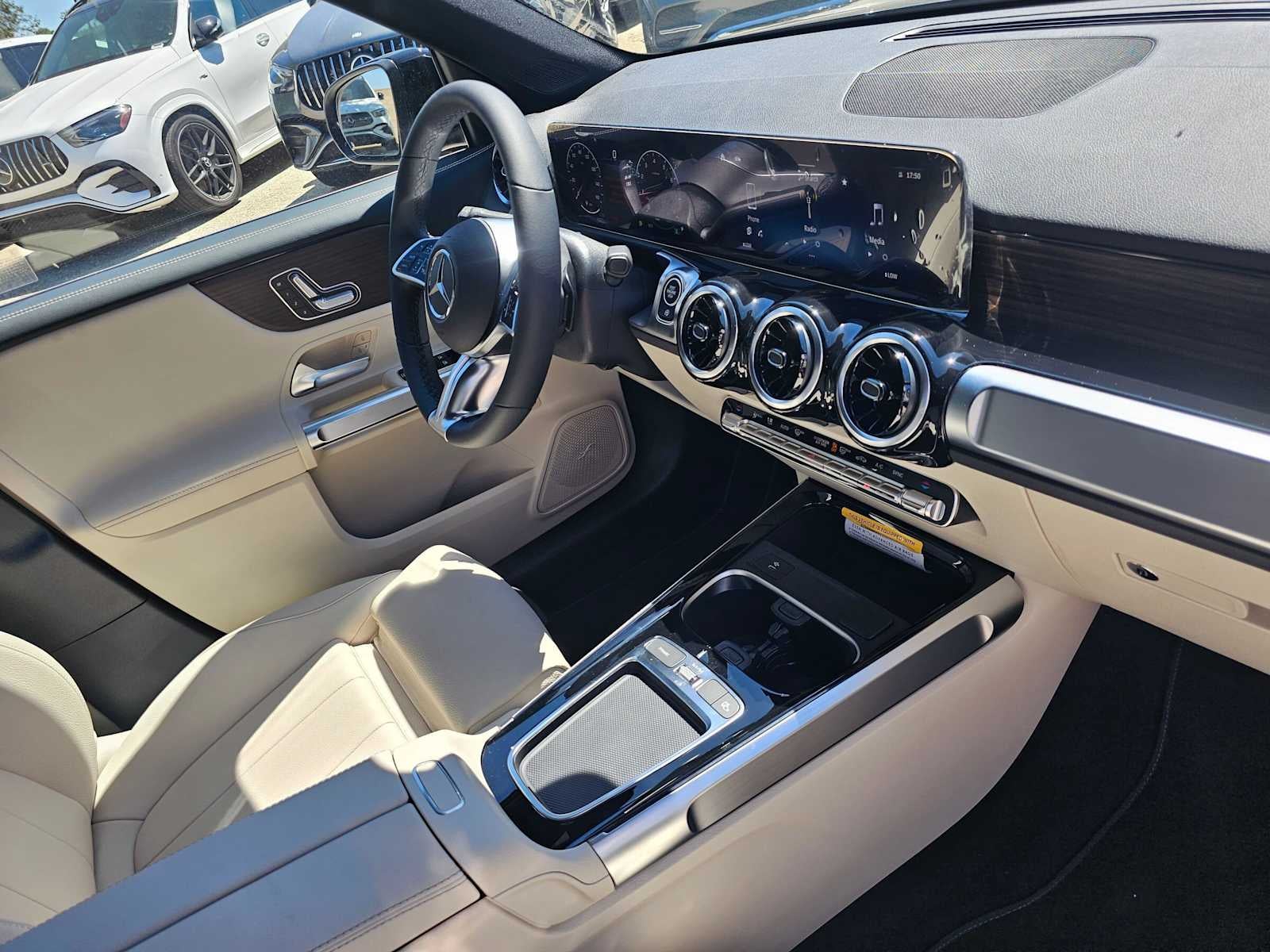 2026 Mercedes-Benz GLB 250 SUV