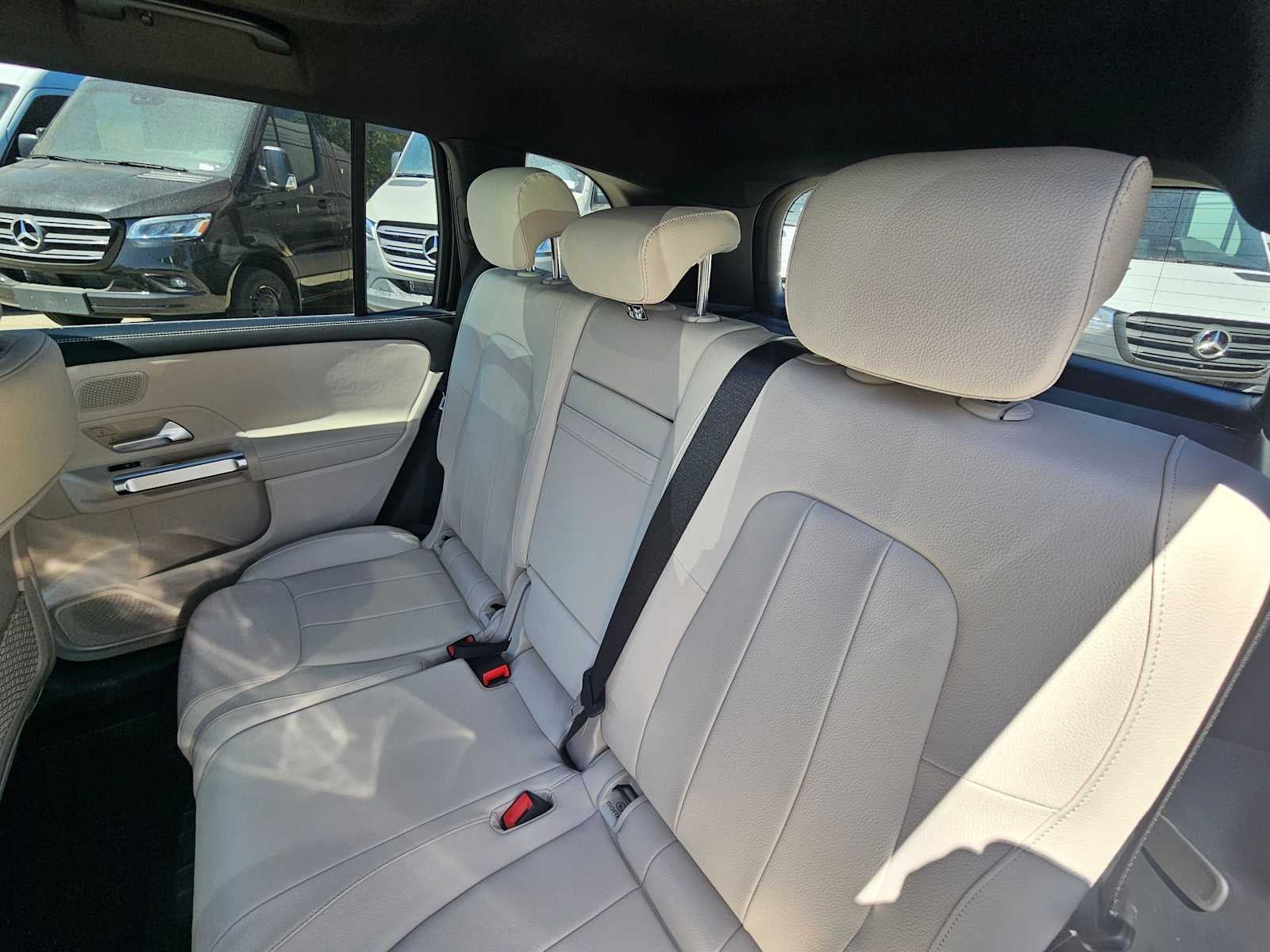 2026 Mercedes-Benz GLB 250 SUV