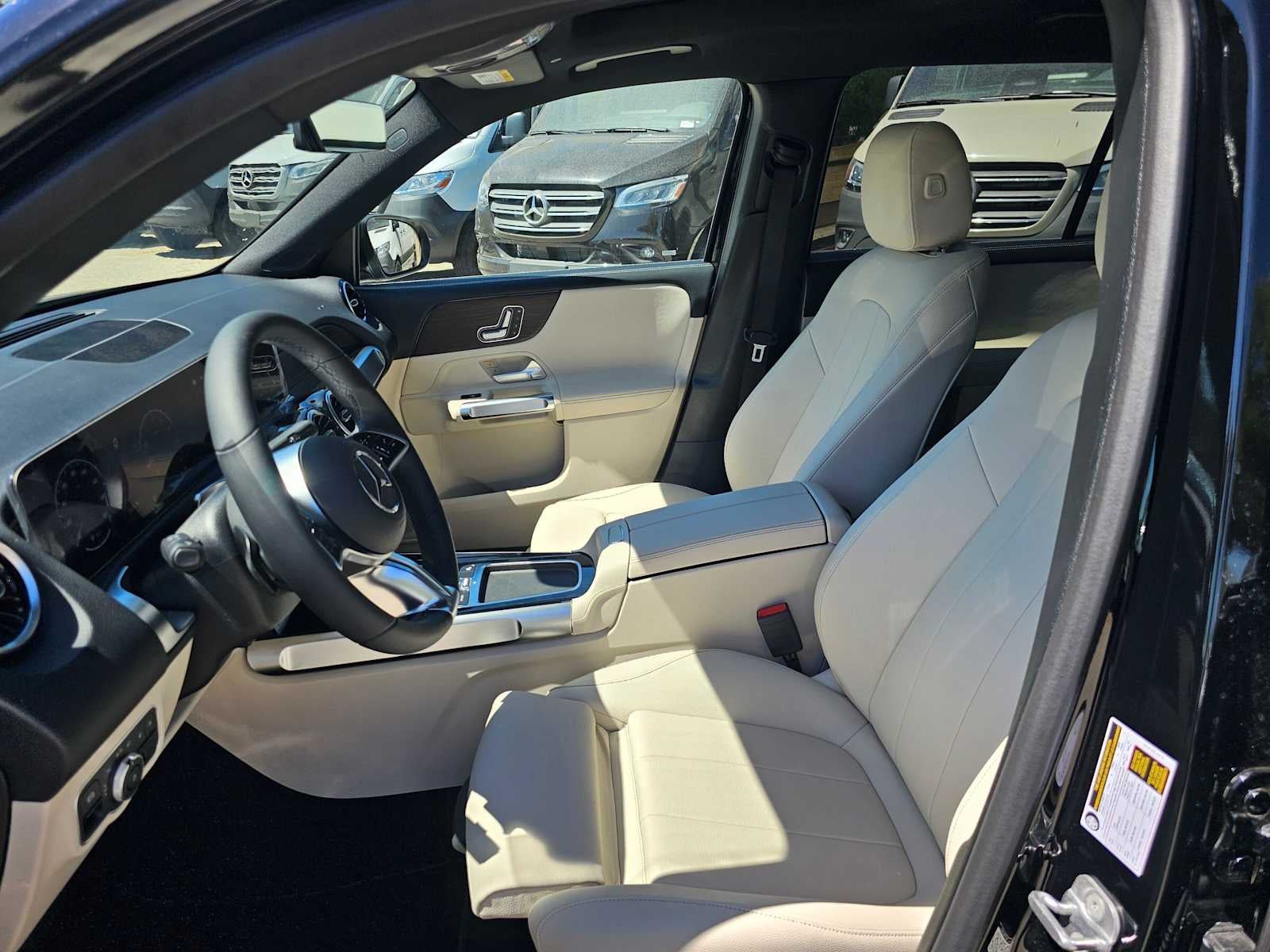 2026 Mercedes-Benz GLB 250 SUV