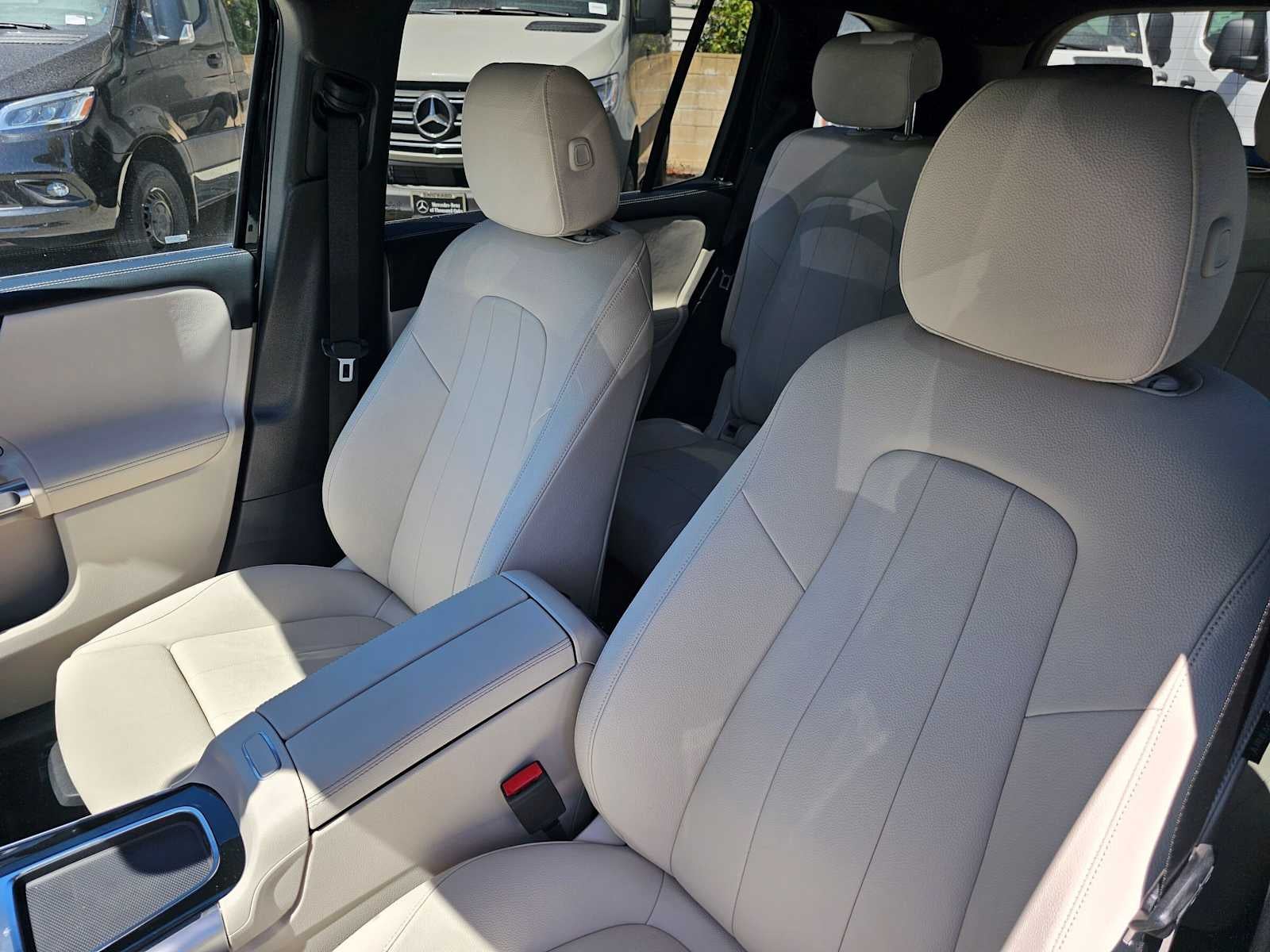 2026 Mercedes-Benz GLB 250 SUV