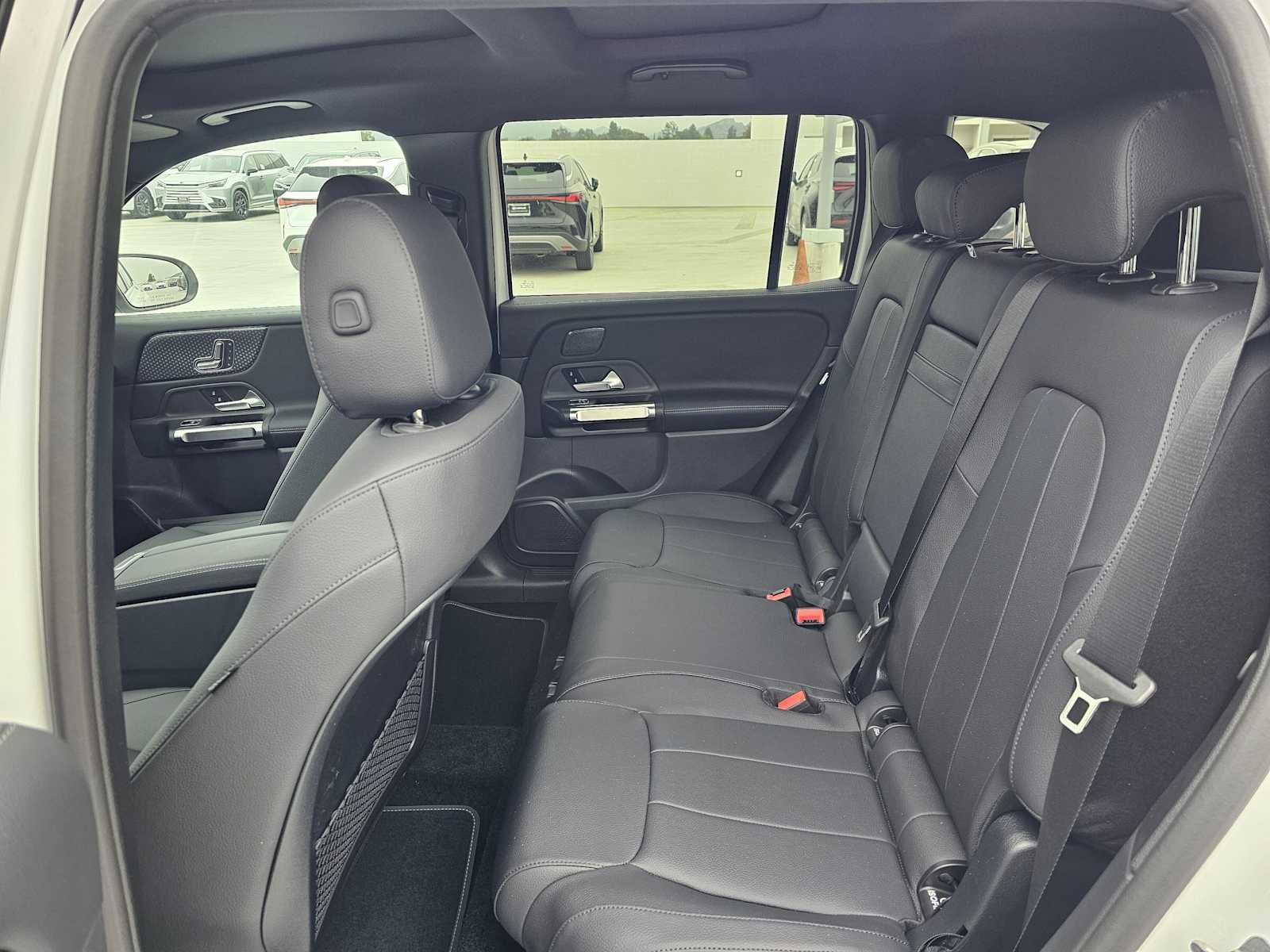 2026 Mercedes-Benz GLB 250 SUV