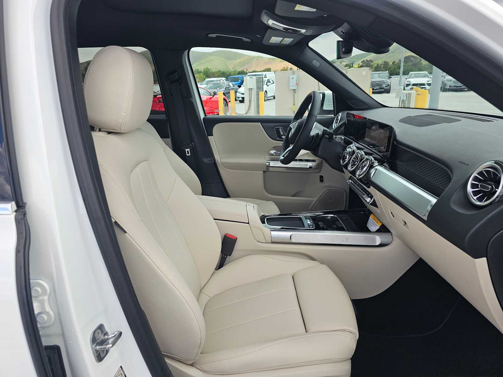 2026 Mercedes-Benz GLB 250 SUV