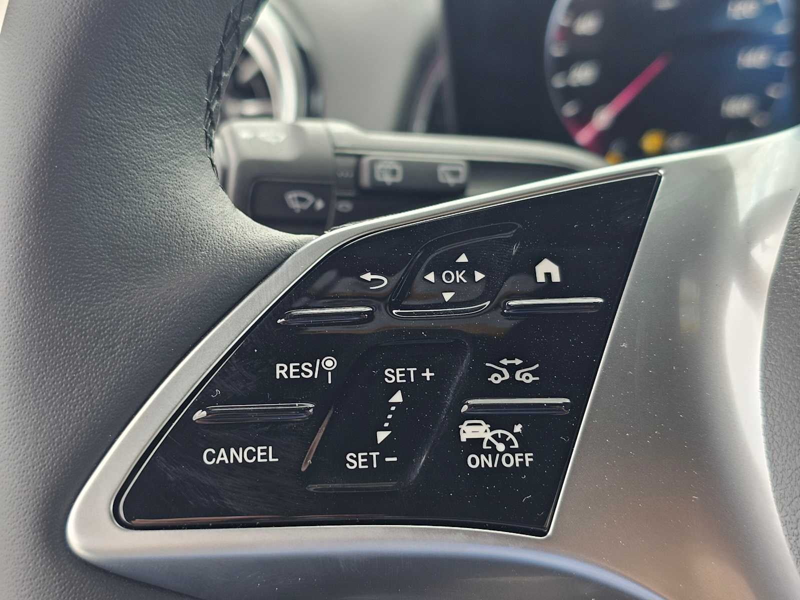 2026 Mercedes-Benz GLB 250 SUV