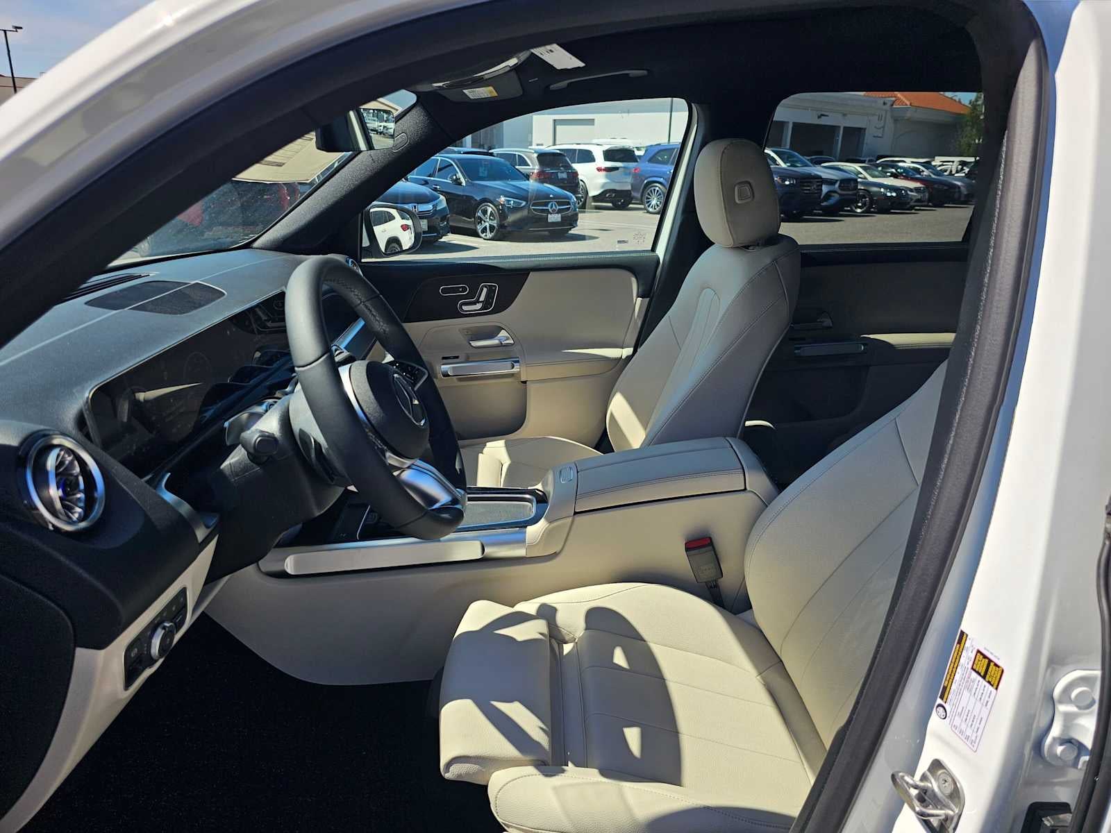 2026 Mercedes-Benz GLB 250 SUV