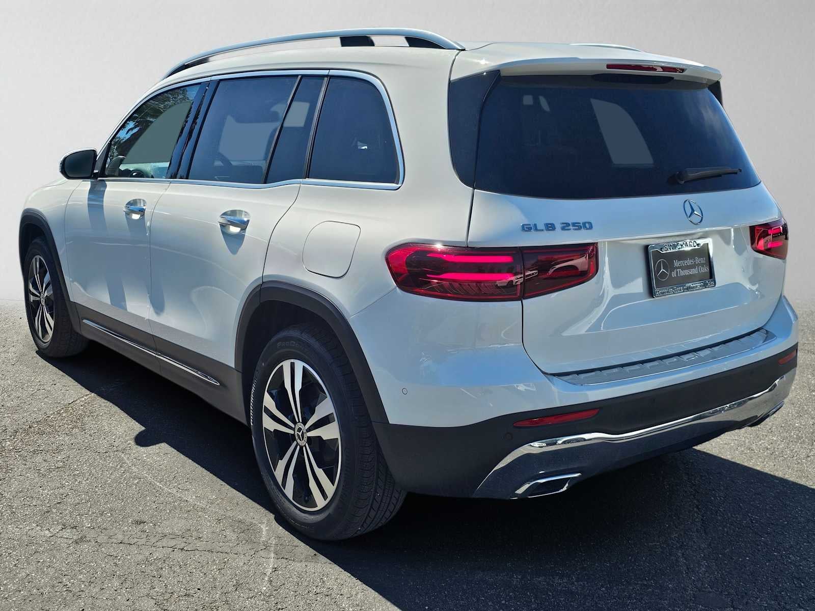 2026 Mercedes-Benz GLB 250 SUV
