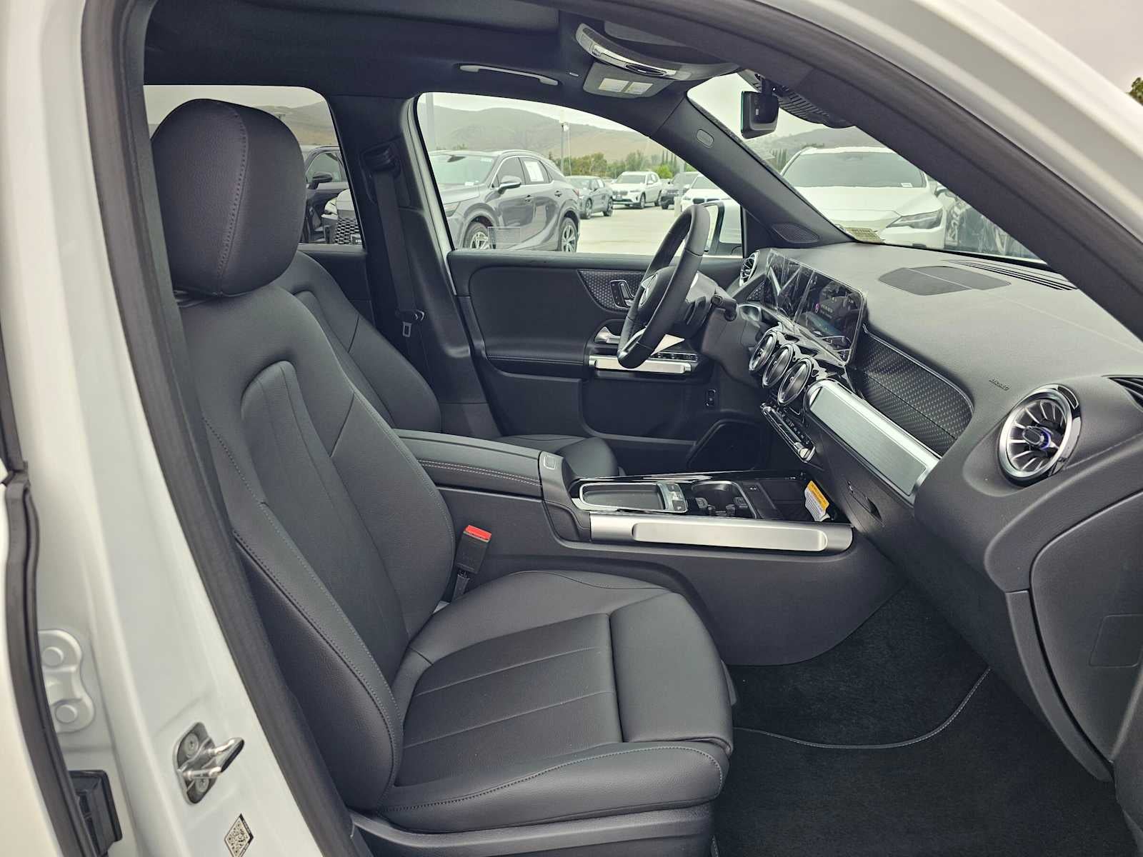 2026 Mercedes-Benz GLB 250 SUV