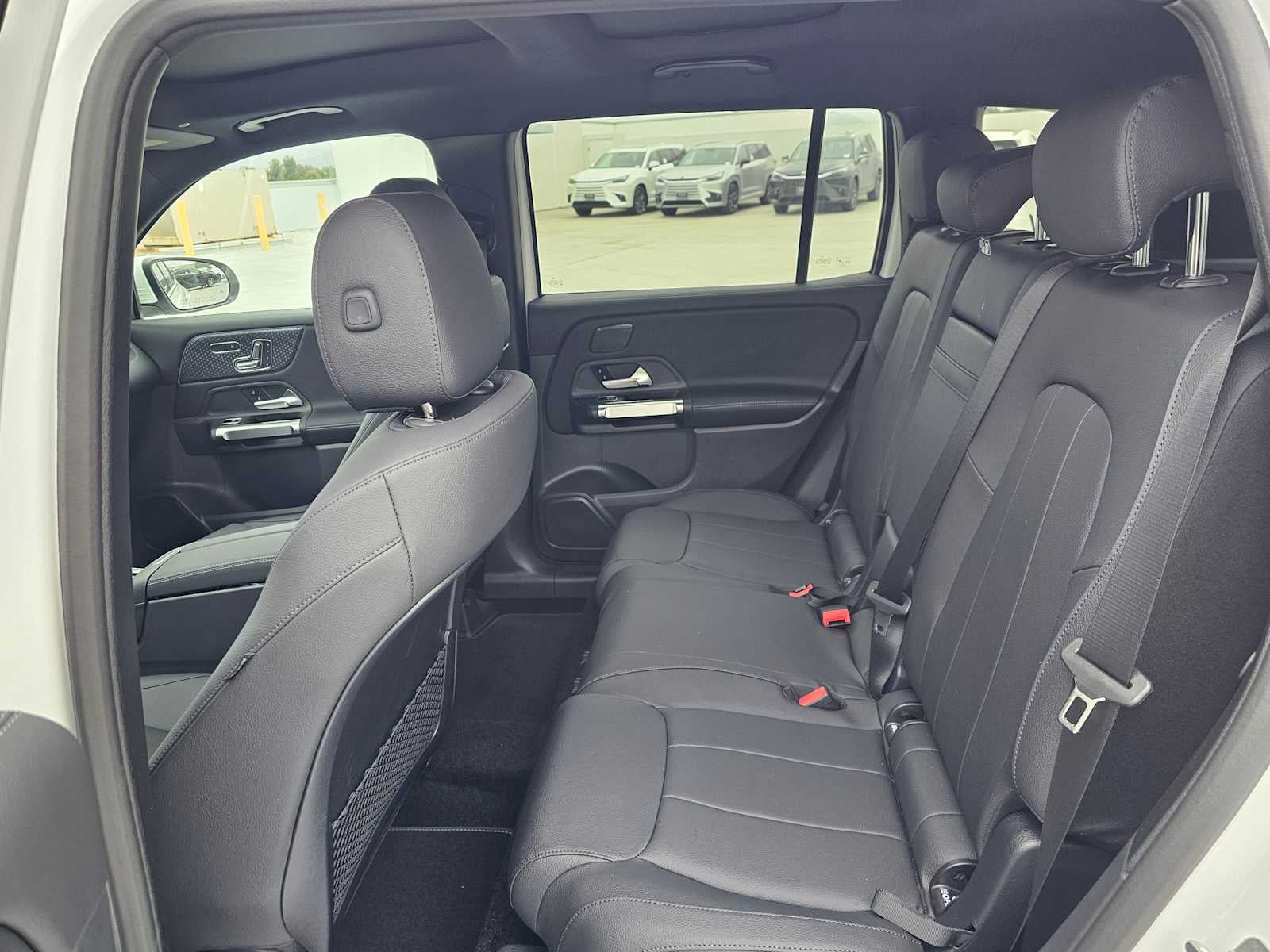 2026 Mercedes-Benz GLB 250 SUV