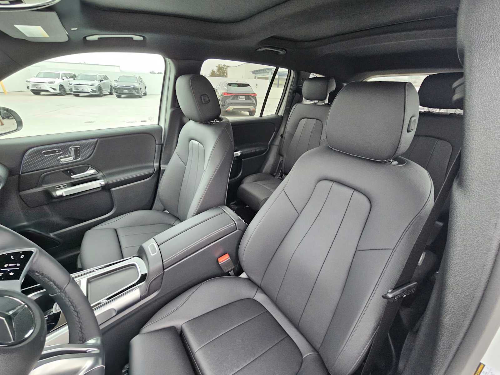 2026 Mercedes-Benz GLB 250 SUV