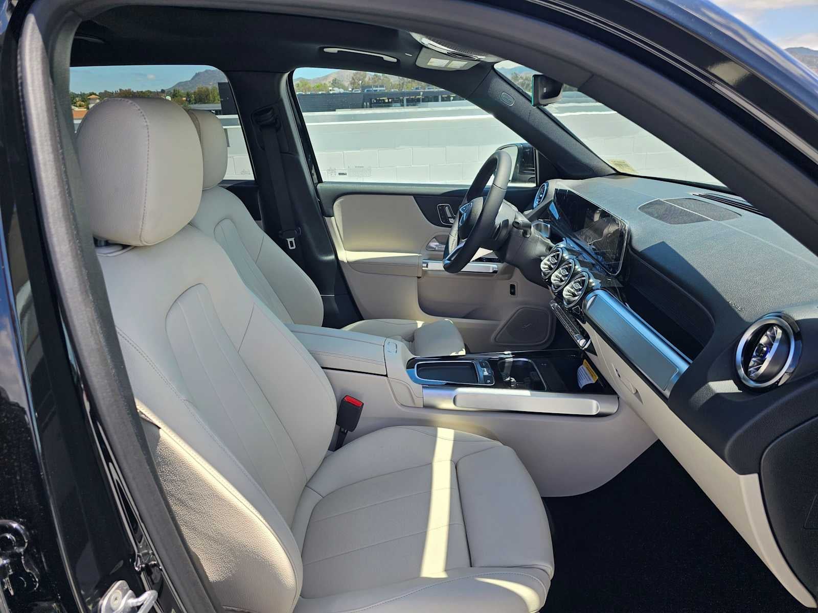 2026 Mercedes-Benz GLB 250 SUV