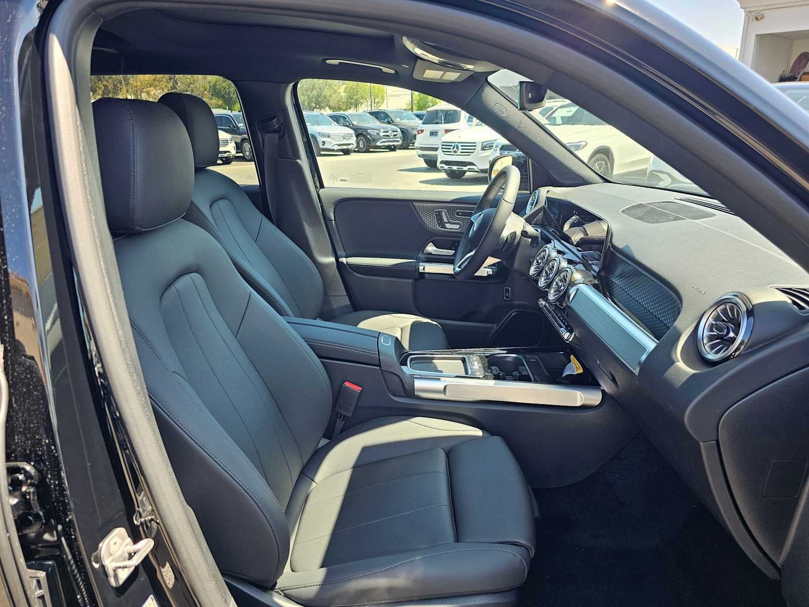 2026 Mercedes-Benz GLB 250 SUV