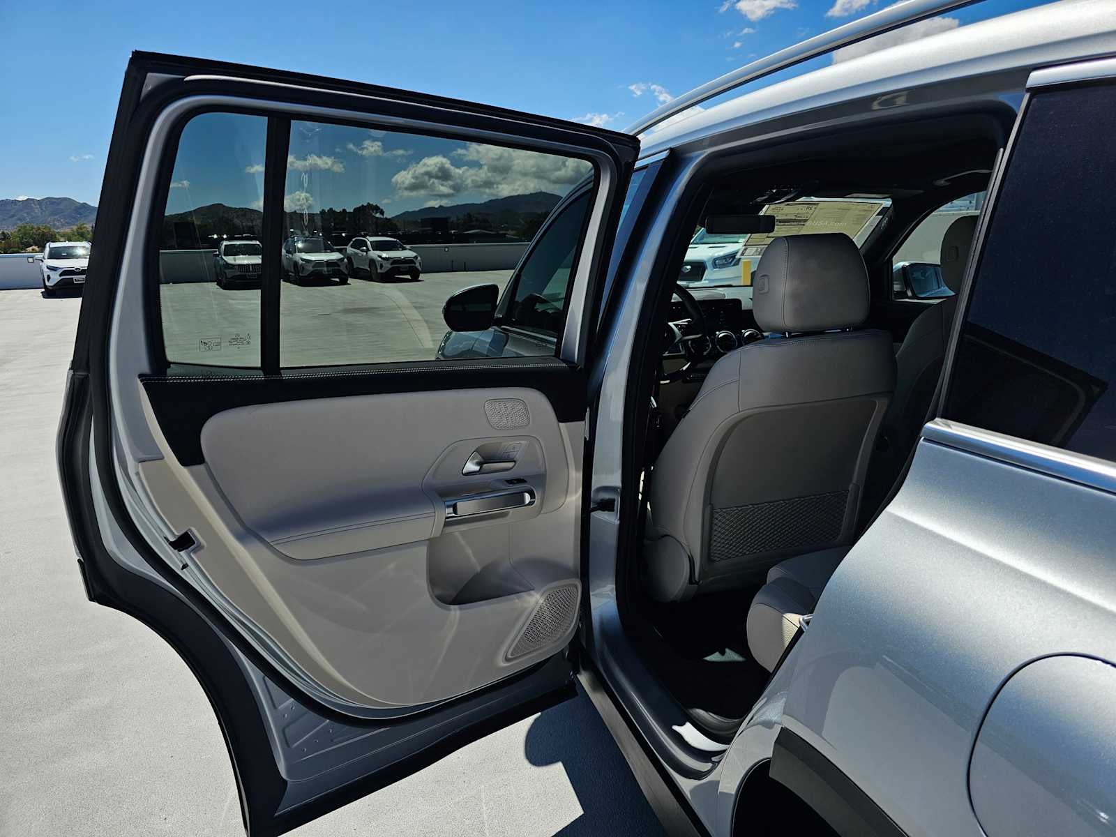 2026 Mercedes-Benz GLB 250 SUV