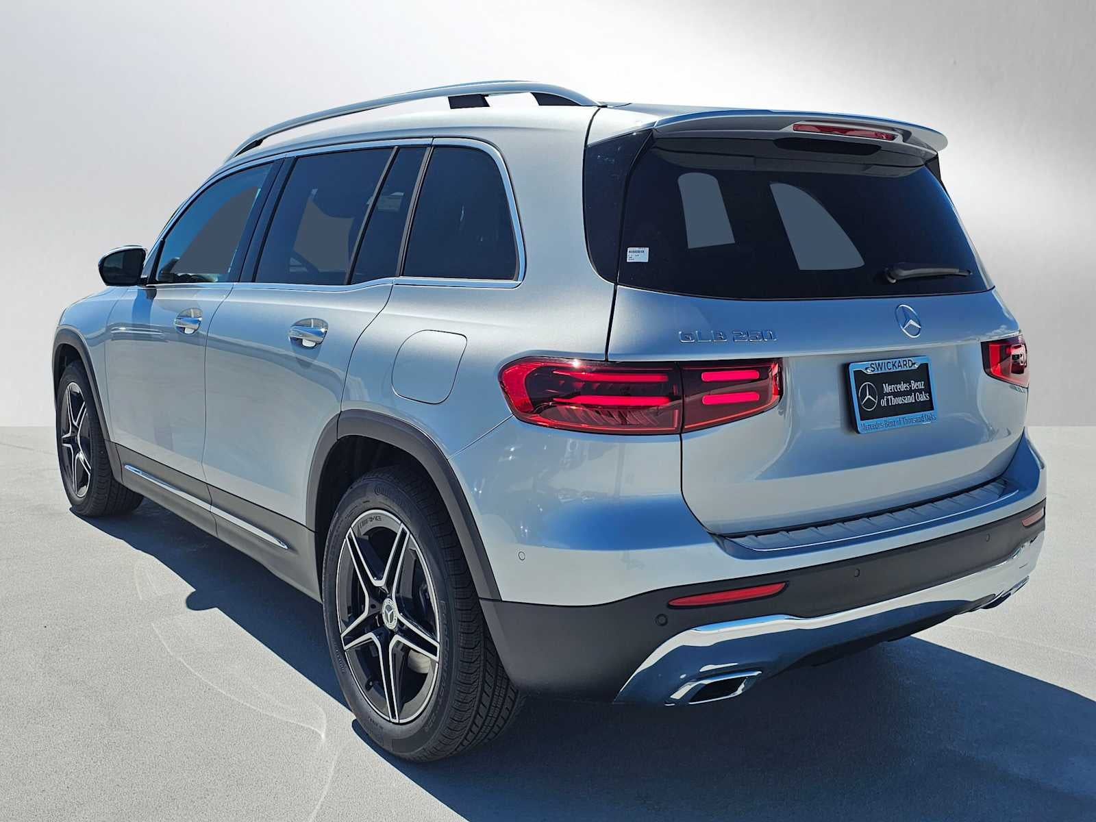 2026 Mercedes-Benz GLB 250 SUV