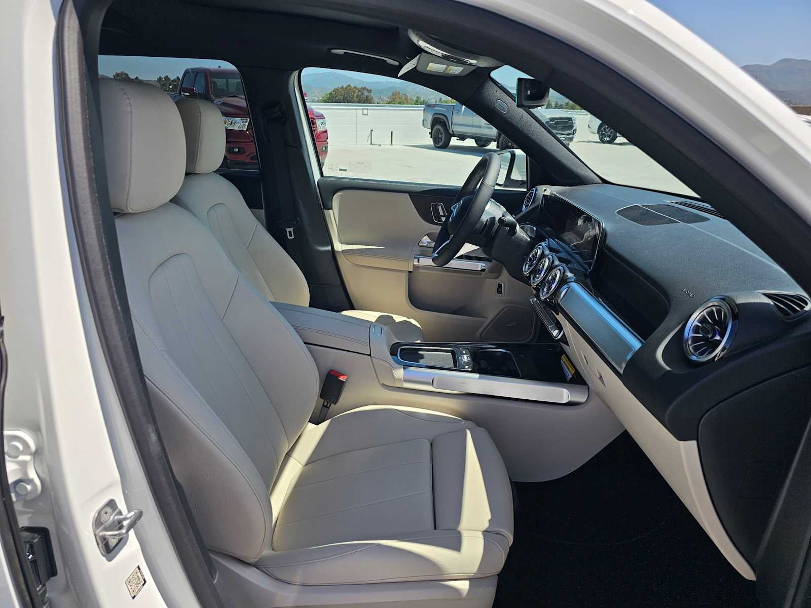 2026 Mercedes-Benz GLB 250 SUV