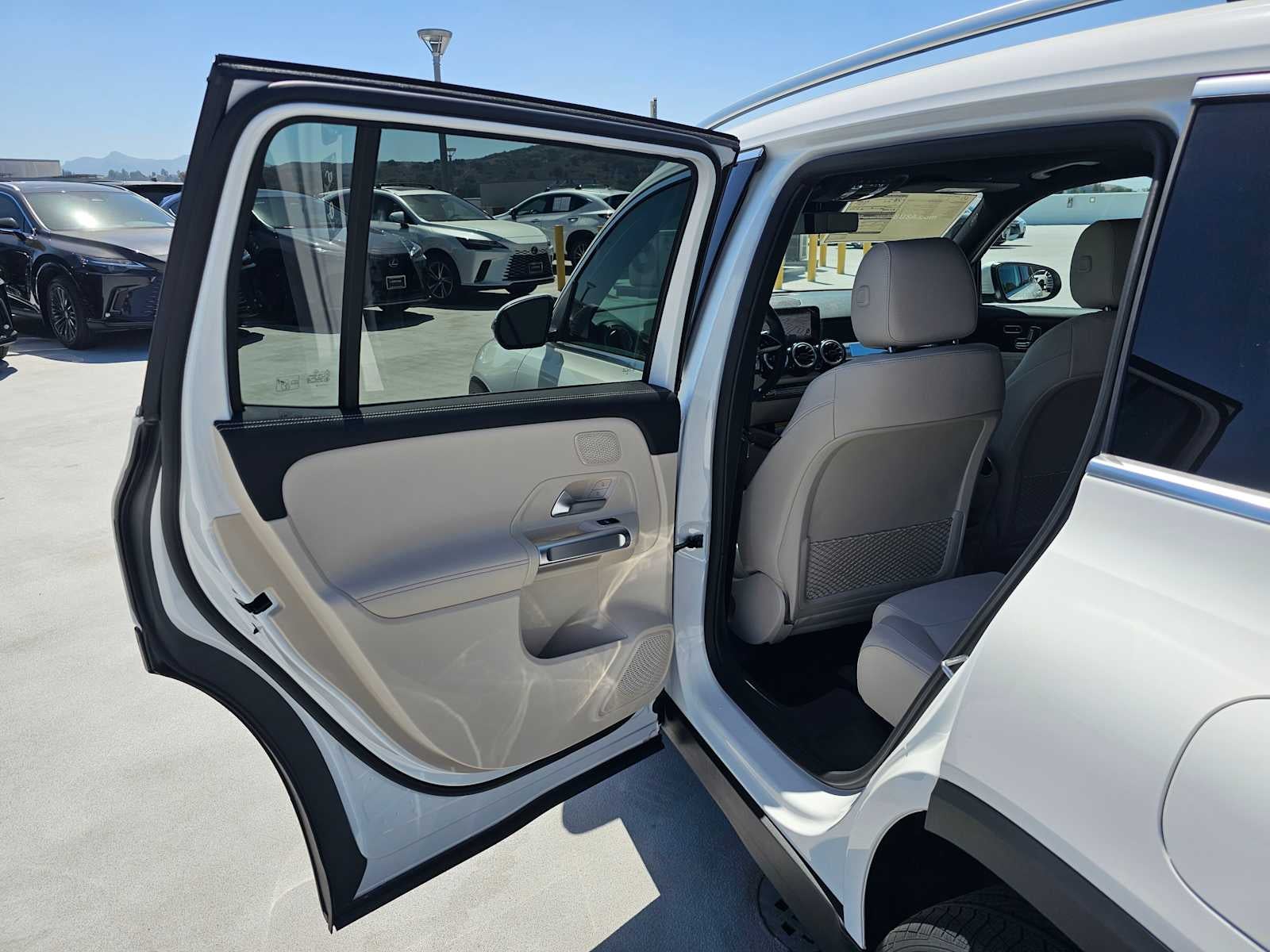 2026 Mercedes-Benz GLB 250 SUV