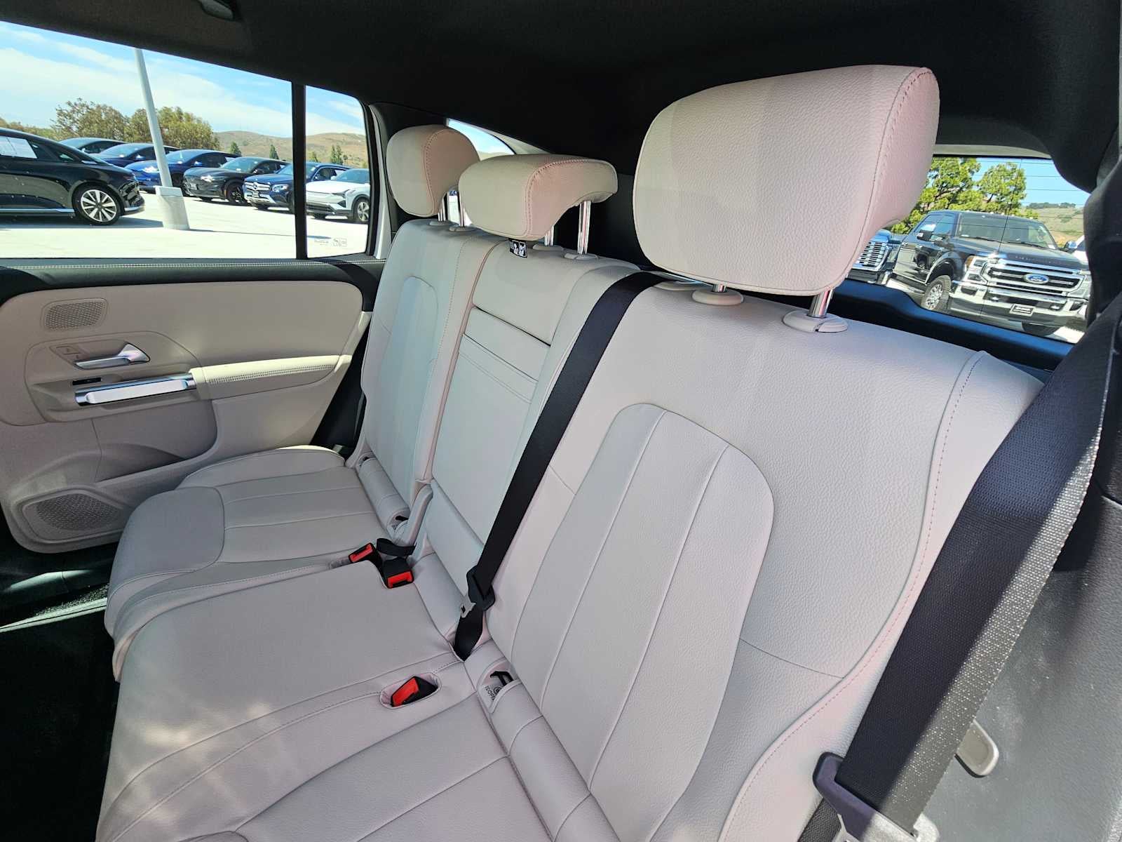 2026 Mercedes-Benz GLB 250 SUV