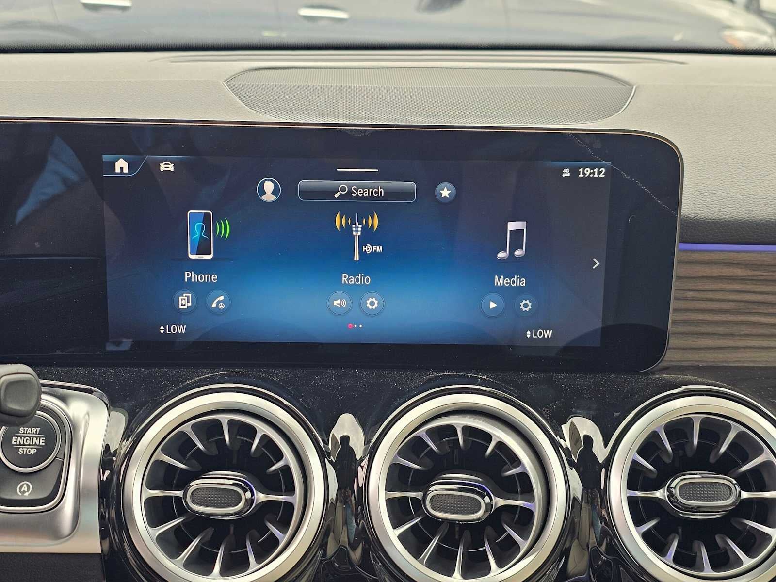 2026 Mercedes-Benz GLB 250 SUV