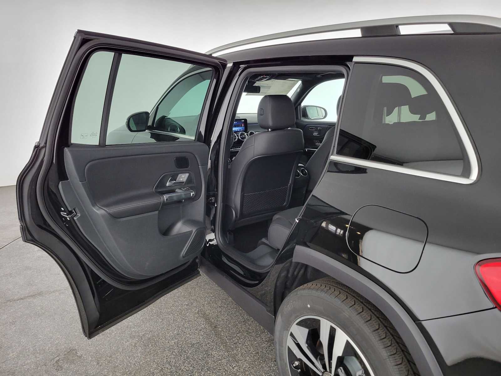 2026 Mercedes-Benz GLB 250 SUV