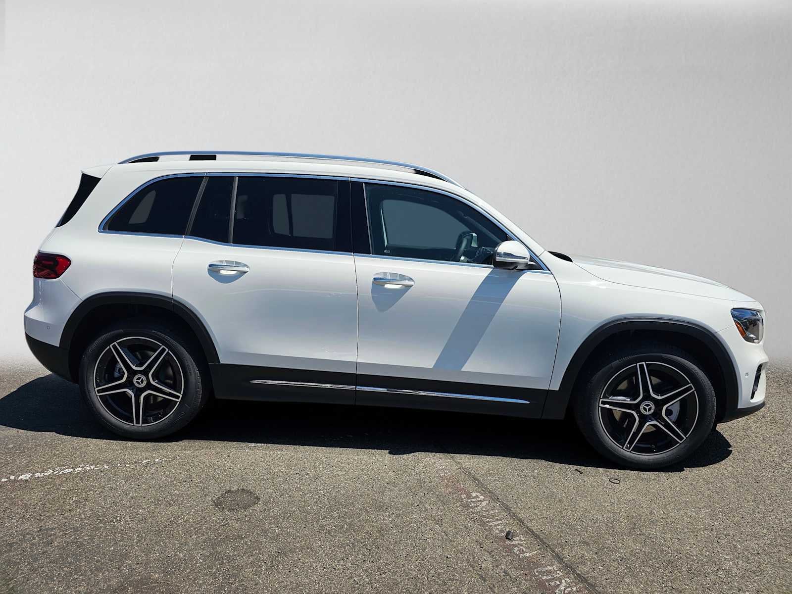 2026 Mercedes-Benz GLB 250 SUV