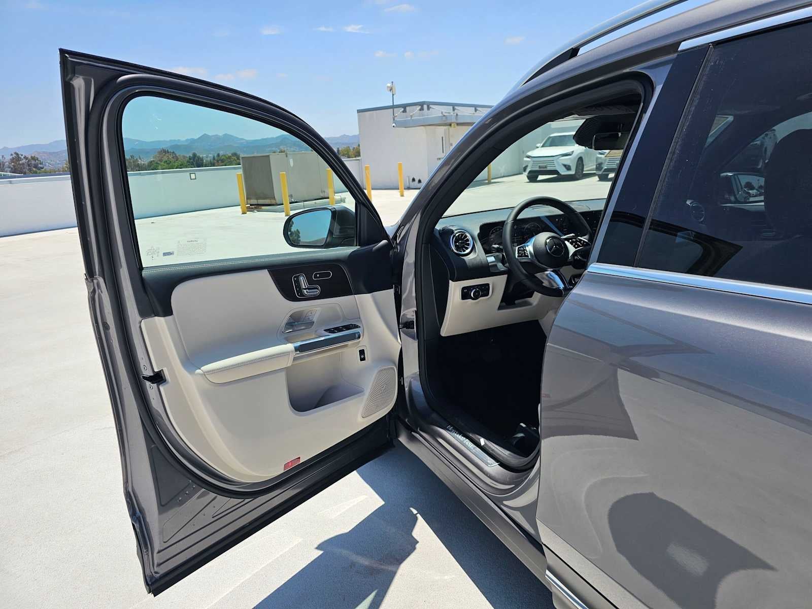 2026 Mercedes-Benz GLB 250 SUV
