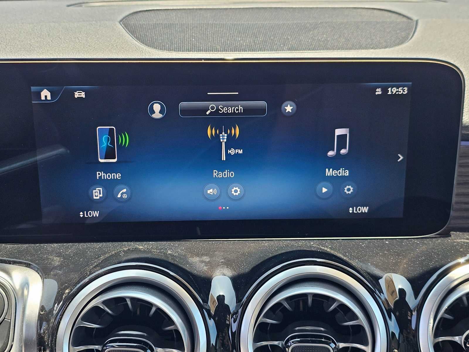 2026 Mercedes-Benz GLB 250 SUV
