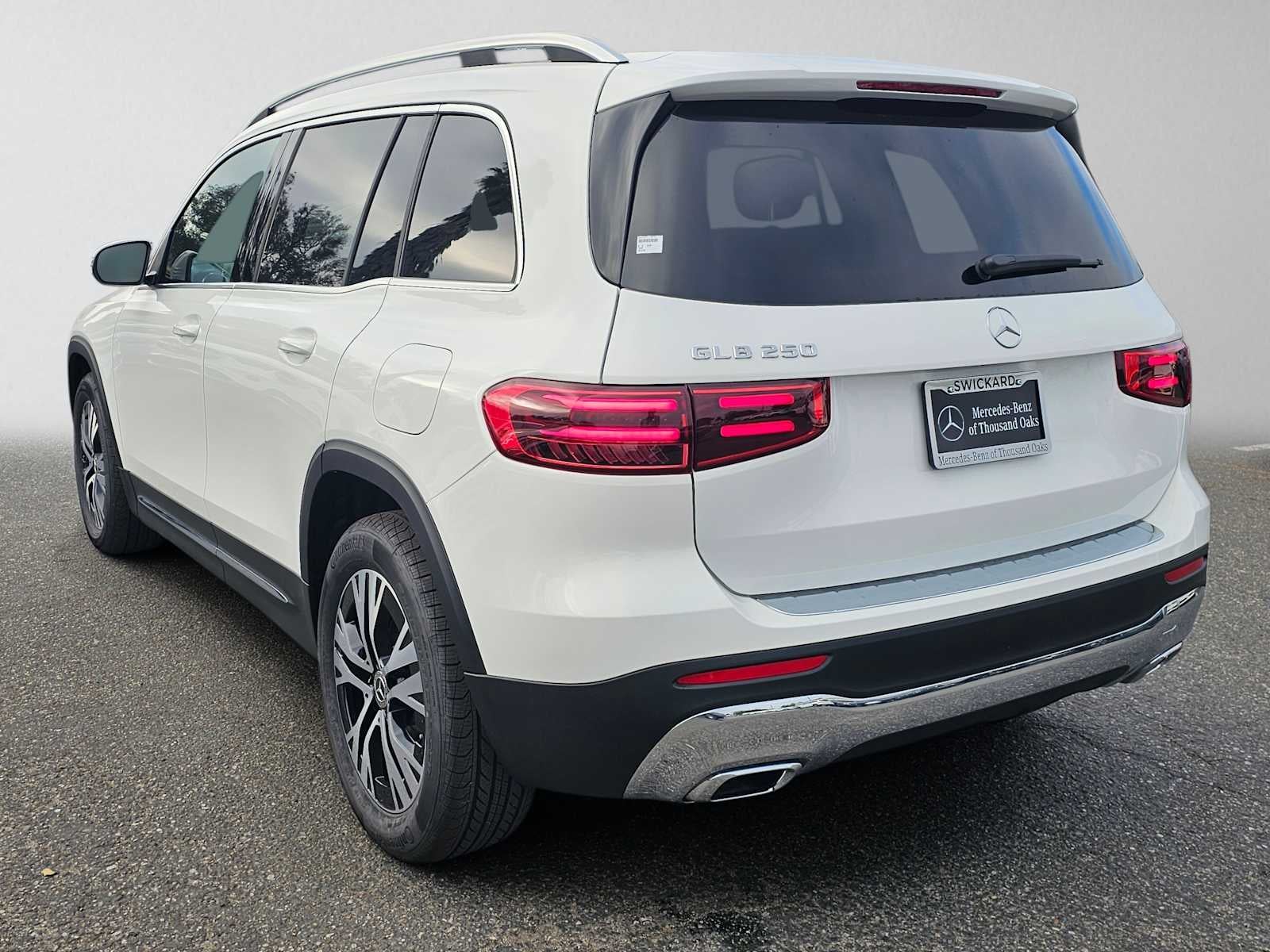 2026 Mercedes-Benz GLB 250 SUV