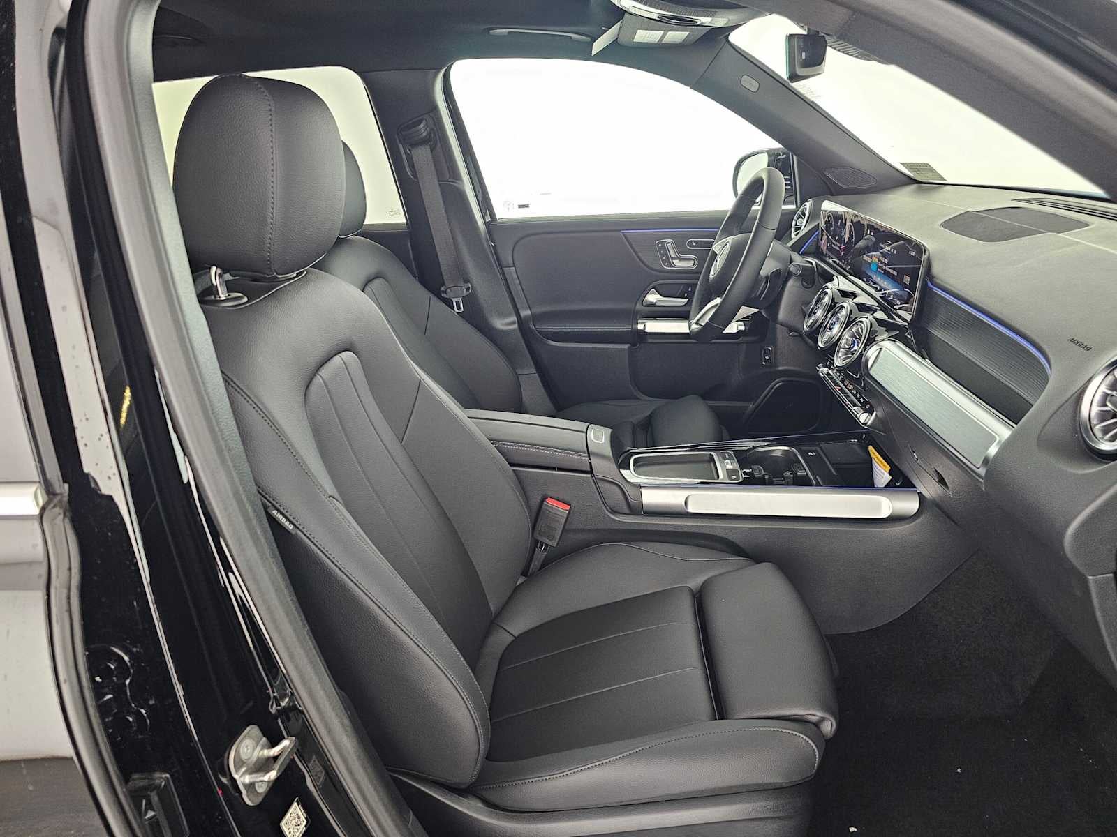 2026 Mercedes-Benz GLB 250 SUV