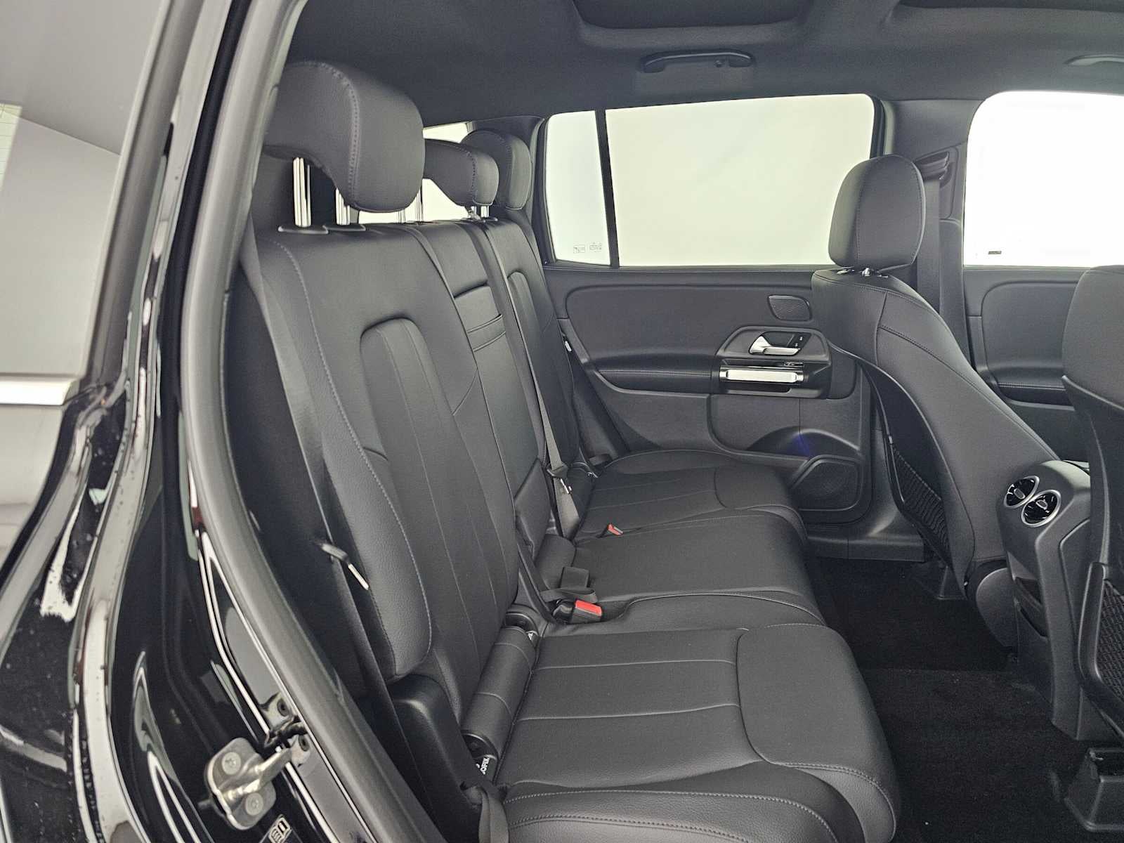 2026 Mercedes-Benz GLB 250 SUV