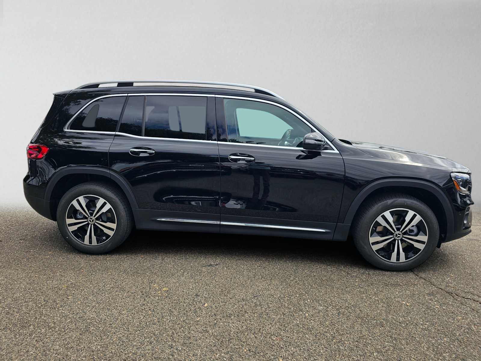 2026 Mercedes-Benz GLB 250 SUV