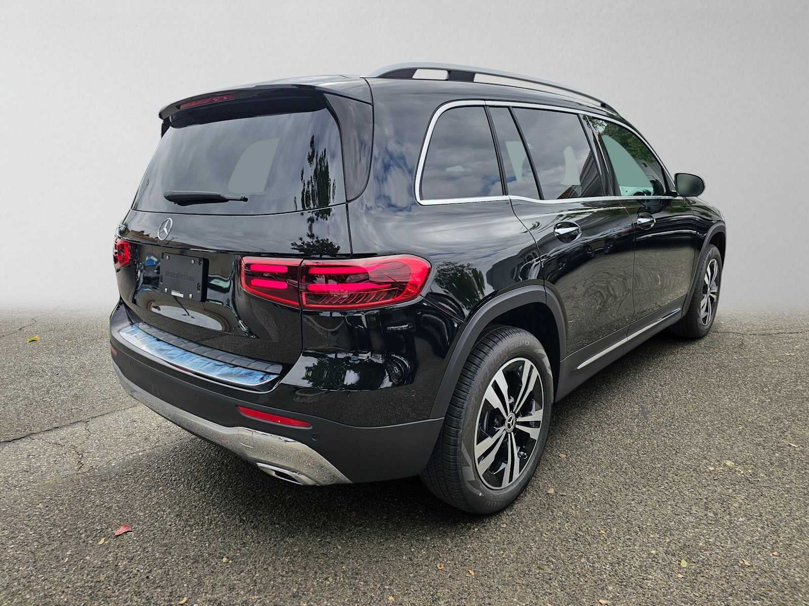 2026 Mercedes-Benz GLB 250 SUV