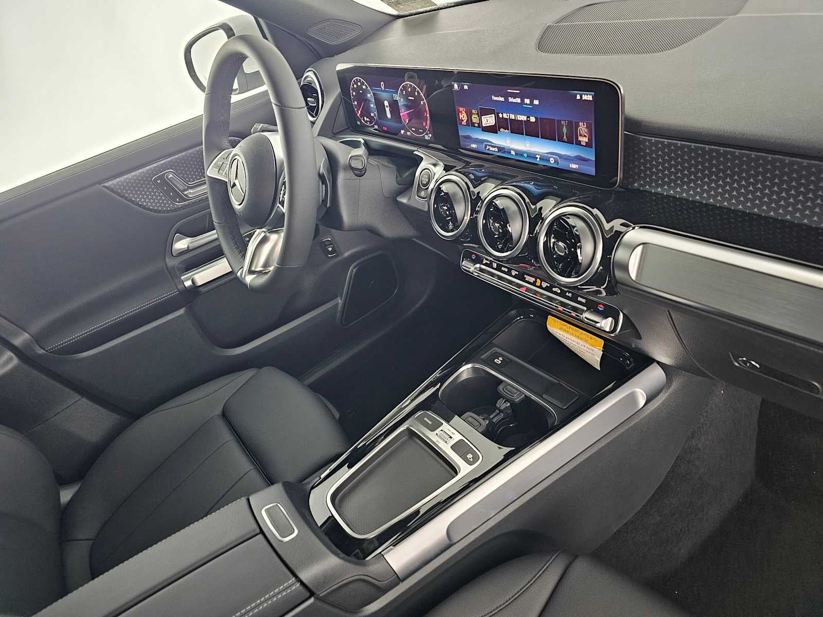 2026 Mercedes-Benz GLB 250 SUV
