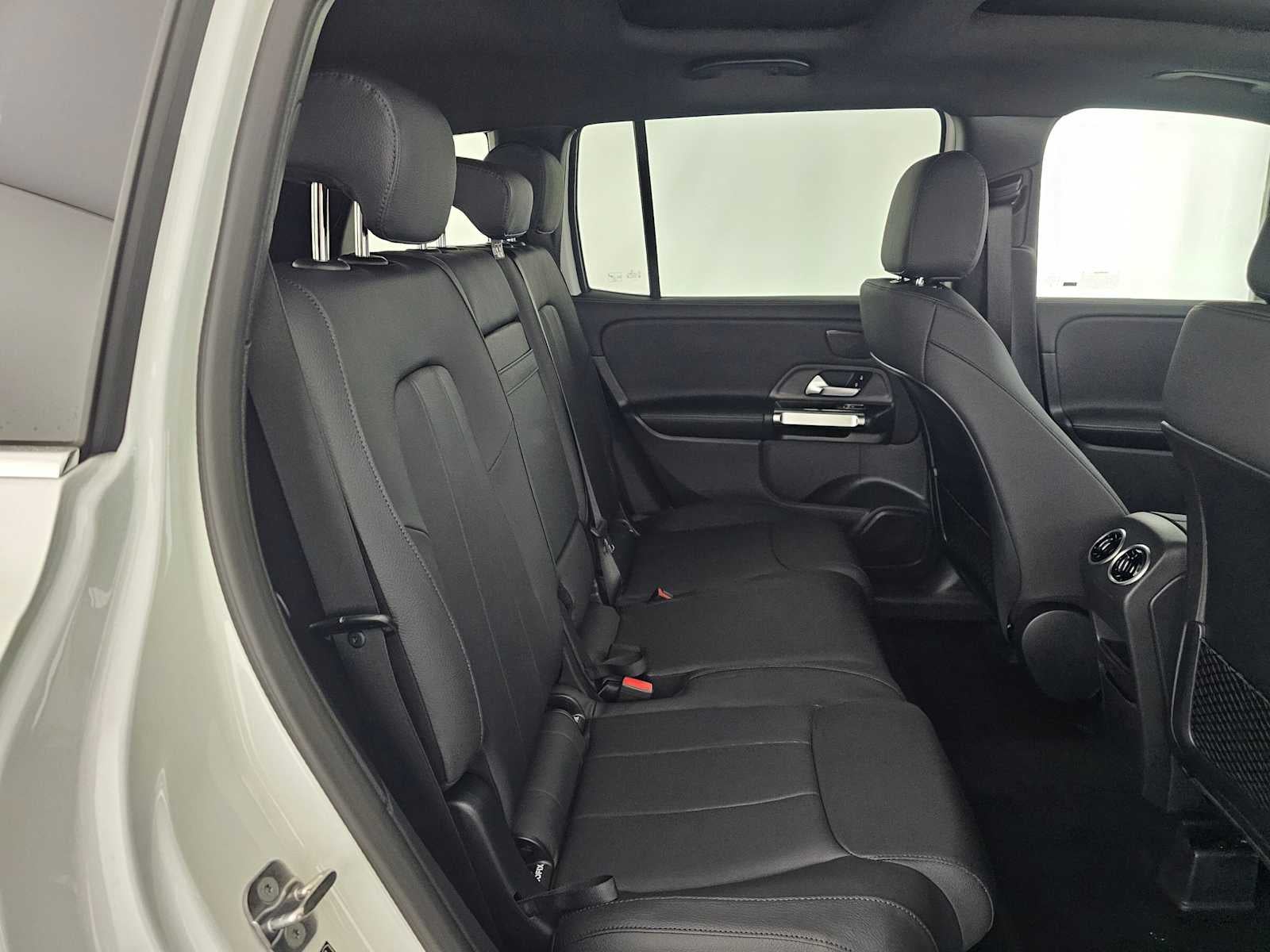 2026 Mercedes-Benz GLB 250 SUV