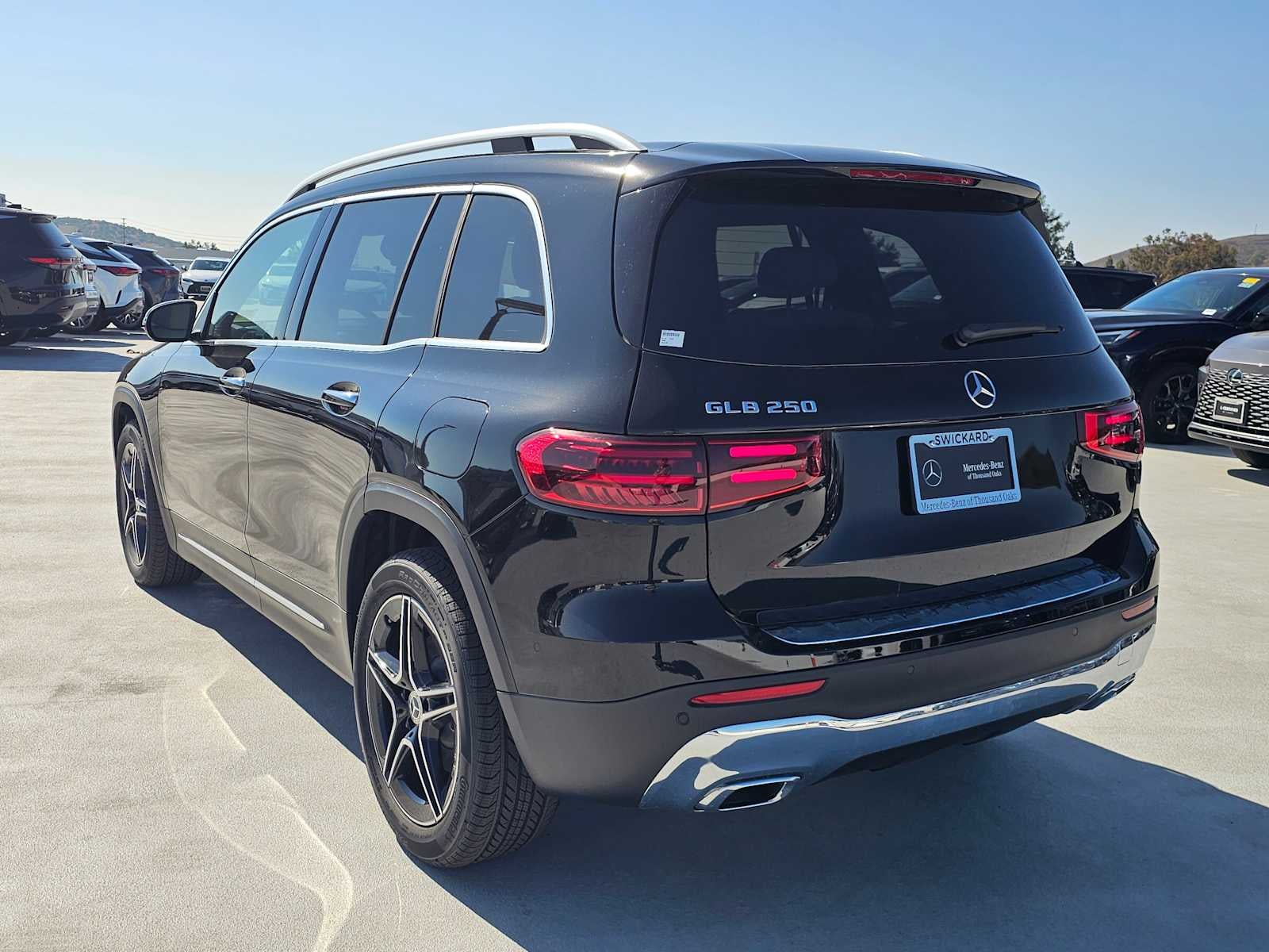 2026 Mercedes-Benz GLB 250 SUV