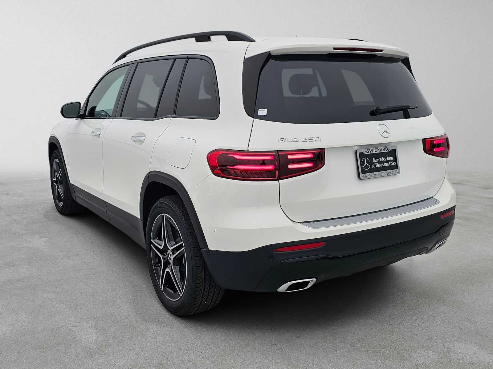 2026 Mercedes-Benz GLB 250 SUV