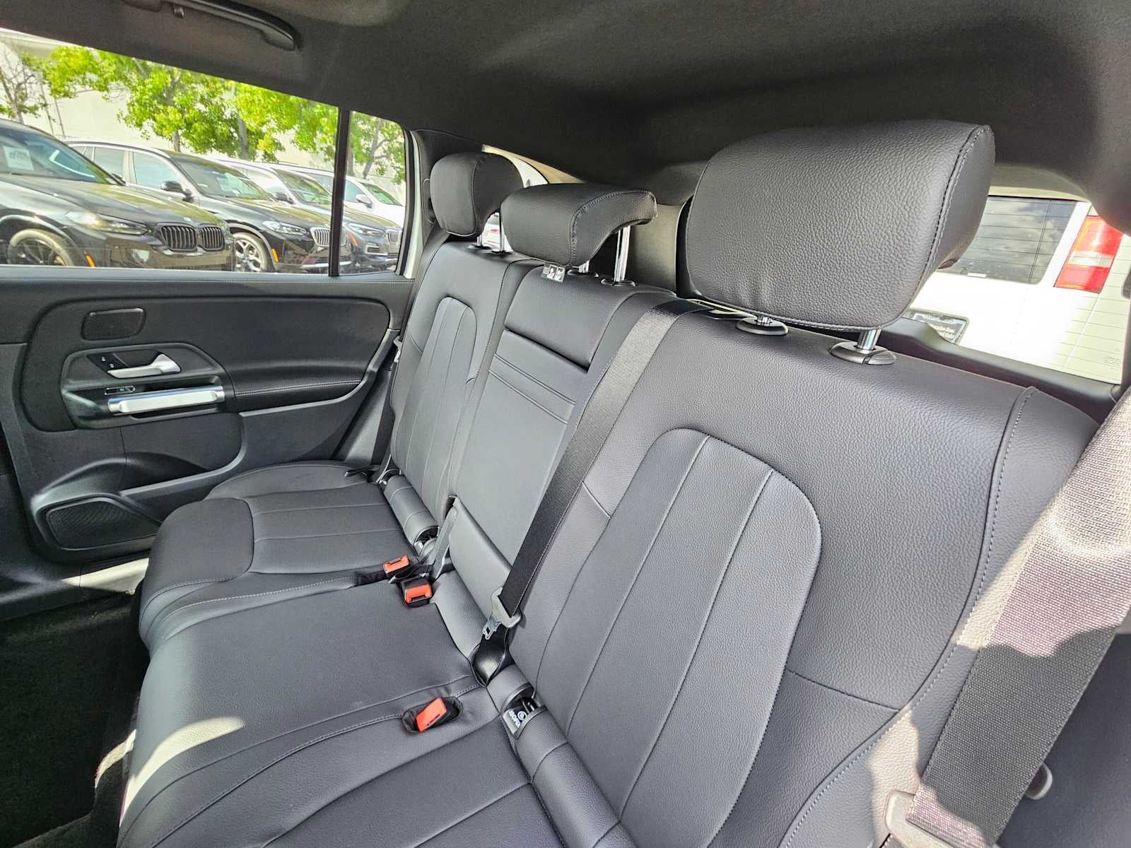 2026 Mercedes-Benz GLB 250 SUV