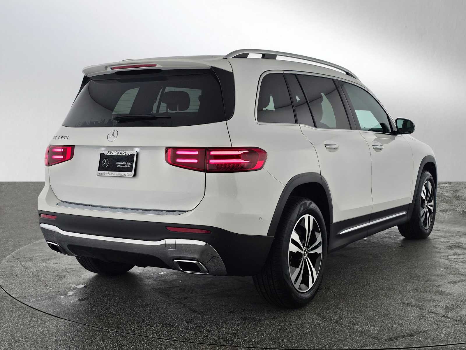 2026 Mercedes-Benz GLB 250 SUV