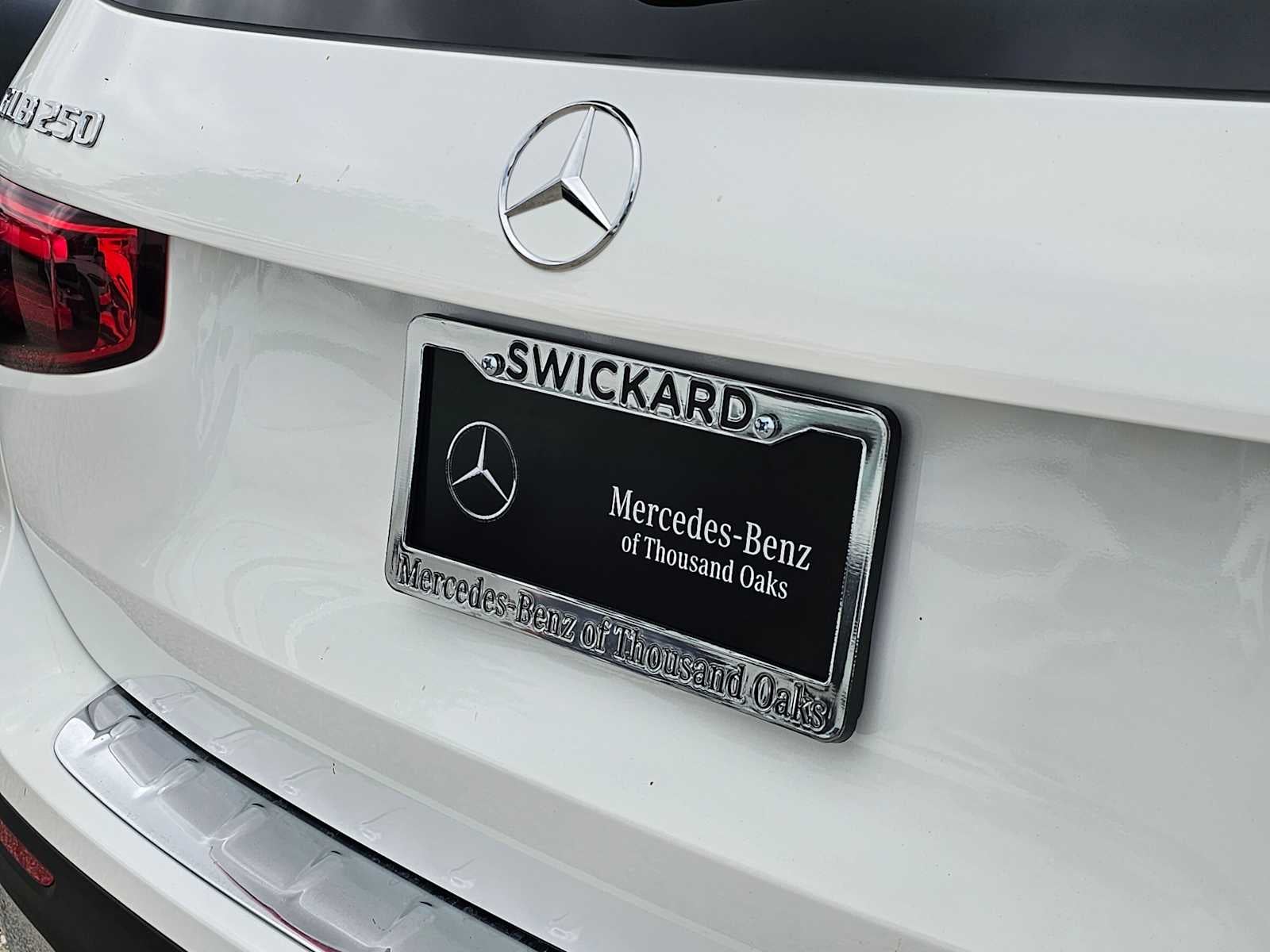 2026 Mercedes-Benz GLB 250 SUV