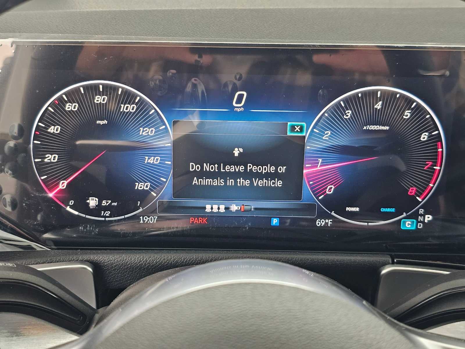 2026 Mercedes-Benz GLB 250 SUV