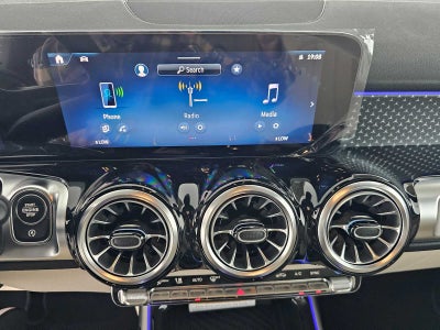 2026 Mercedes-Benz GLB 250 SUV